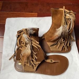 Sandals never worn